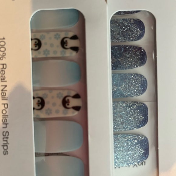 Colorstreet Christmas bundle - Picture 4 of 5